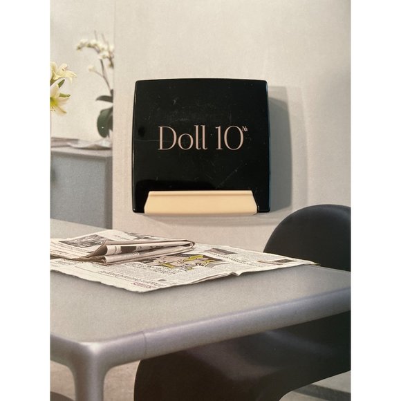 New DOLL 10 Stary Night Cream Eyeliner - Picture 2 of 4